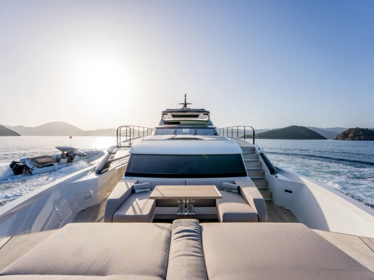 San Lorenzo DANLOU  charter bareboat or captained in  Athens