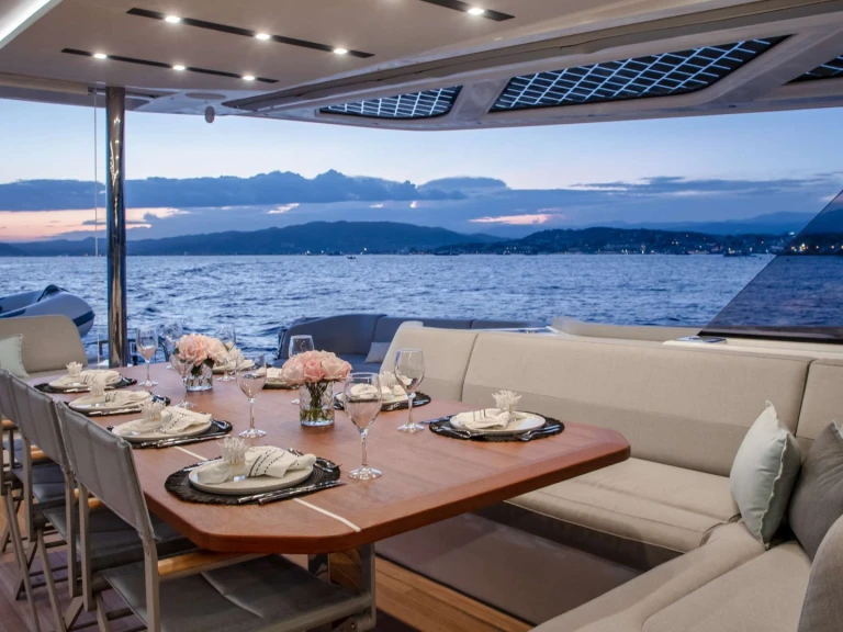 Yacht charter Athens cheap SERENISSIMA III