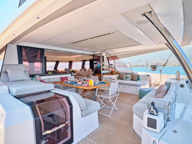 Boat rental Fountaine Pajot KIMATA in Athens on Samboat