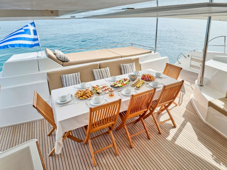 Fountaine Pajot HIGH FIVE in Athens on SamBoat