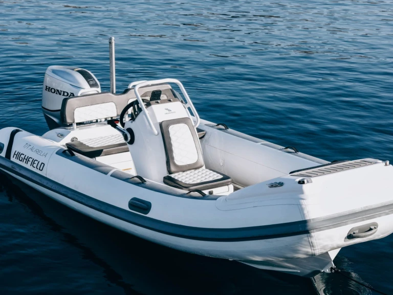 Yacht charter Athens cheap AURELIA