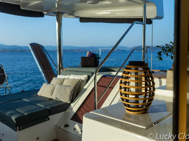 Lagoon LUCKY CLOVER  in Santorini (Island) on SamBoat