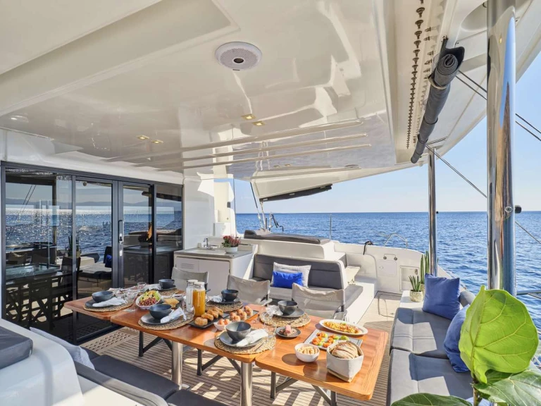 Boat rental Lagoon ANDARE AVANTI in Athens on Samboat