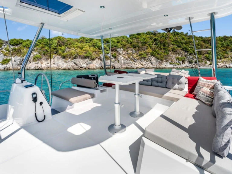 Luxury Yacht rental with or without captain Bali Saint Thomas Island