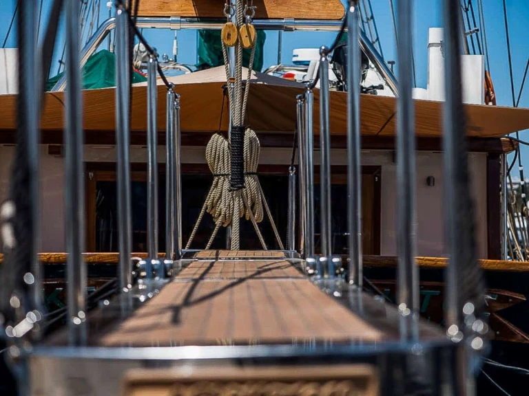Luxury Yacht rental with or without captain Custom Gulet-Motor Sailor Athens