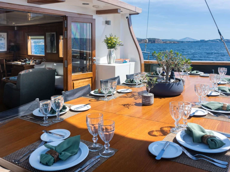 Bareboat Rental Luxury Yacht Custom Gulet-Motor Sailor with a boat licence
