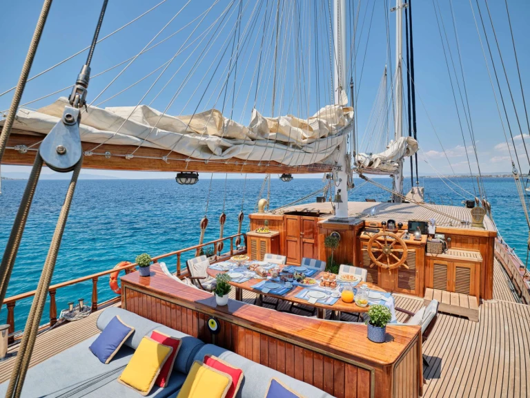 Boat rental Ege Yat MYRA in Athens on Samboat