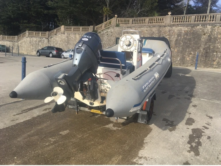 Boat rental Bombard Explorer 485 FB in Bénodet on Samboat