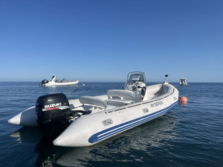 RIB for rent Locmaria at the best price