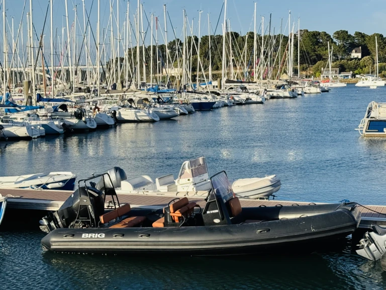 Zodiac Pro Open 550 Ultimate in Arzon on SamBoat