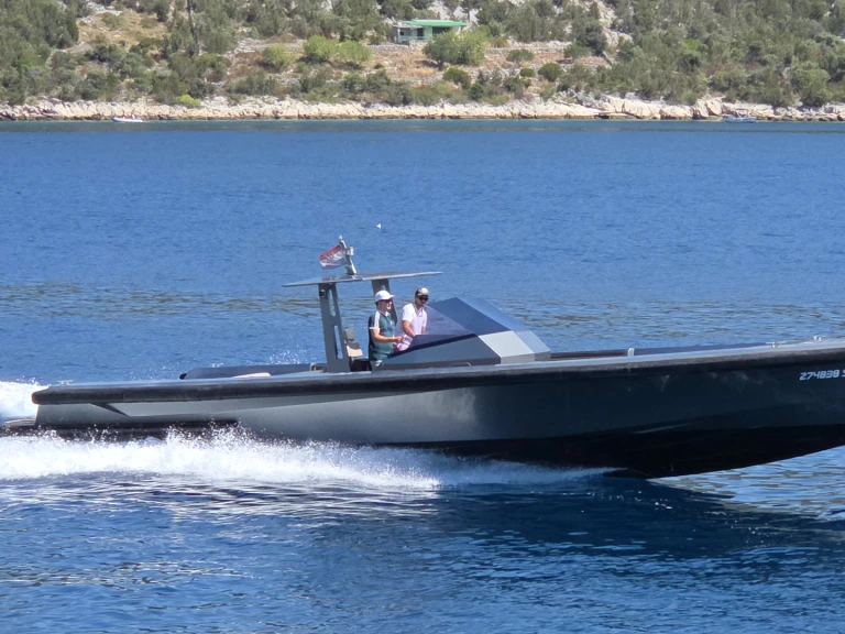 Motorboat rental with or without captain Wally Hvar