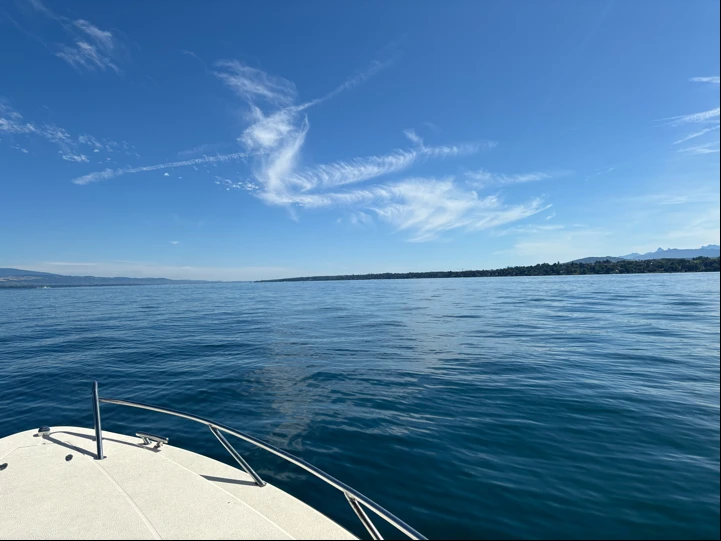 Rent a Windy 7500 Geneva (District)