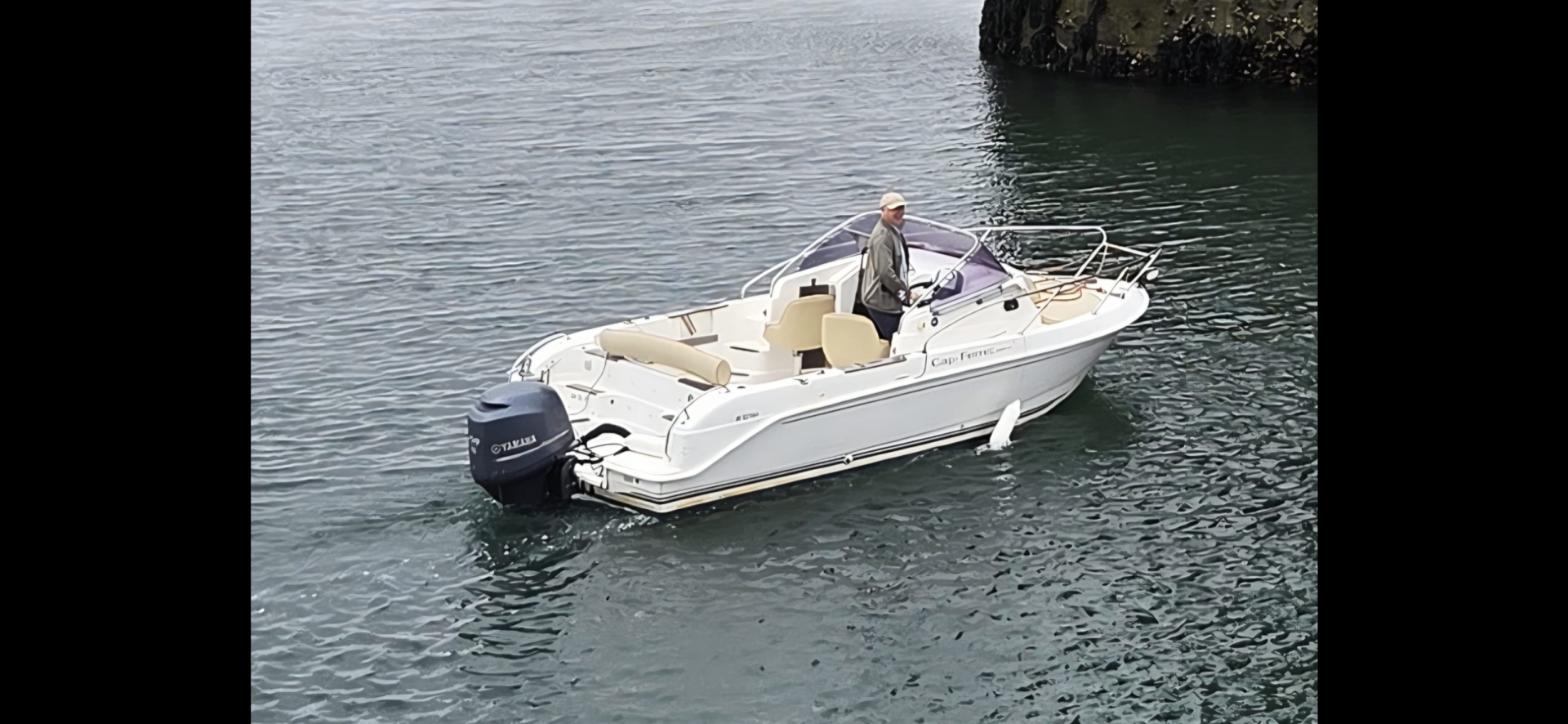 Boat rental B2 Marine Cap Ferret 650 CC in Larmor-Plage on Samboat