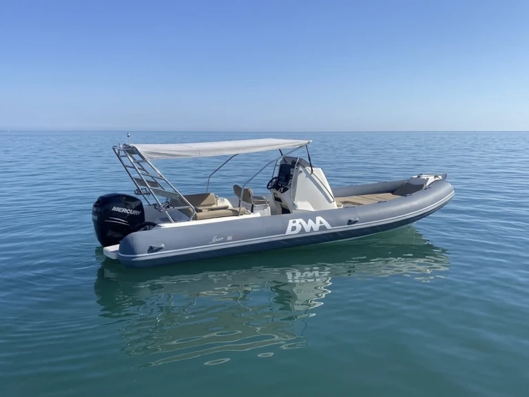 RIB rental in Saint-Palais-sur-Mer - Bwa BWA 26