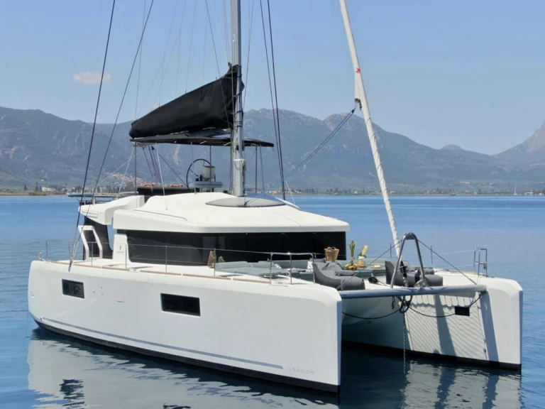 Bareboat Rental Catamaran Lagoon with a boat licence