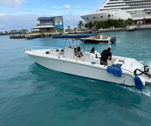 Motorboat rental in Nassau - Marlago 35 Open Fisherman