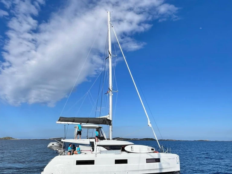 Catamaran rental with or without captain Lagoon Pianottoli-Caldarello