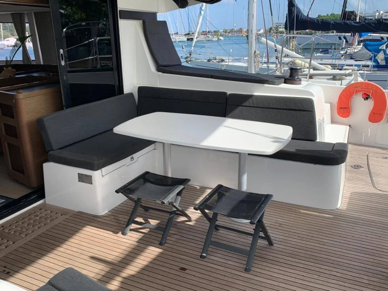 Yacht charter Pianottoli-Caldarello cheap Lagoon 42
