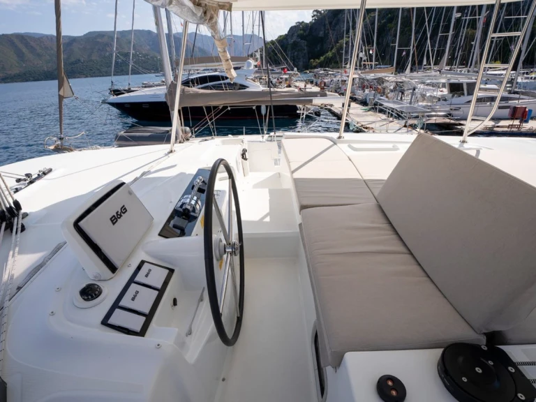 Catamaran rental in Marmaris - Lagoon Lagoon 46