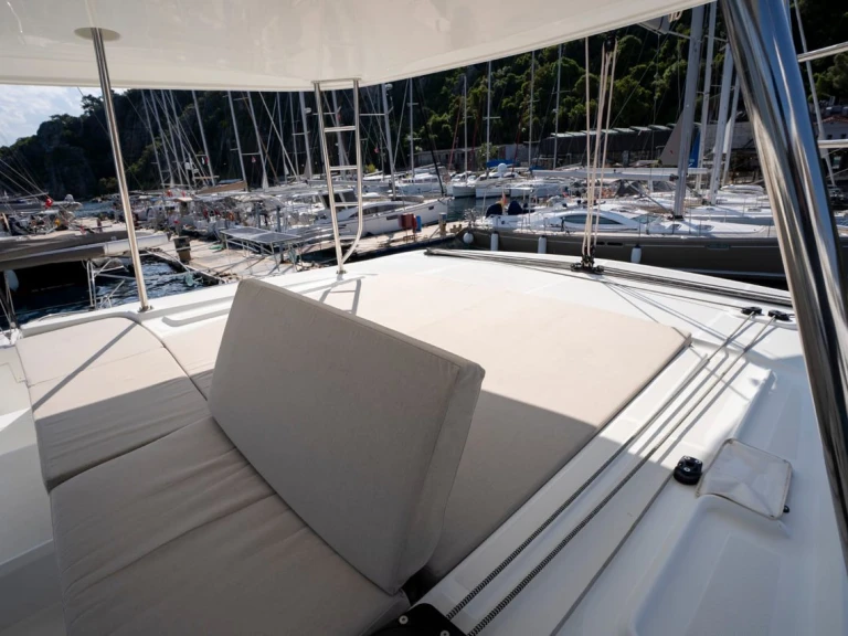 Boat rental Lagoon Lagoon 46 in Marmaris on Samboat