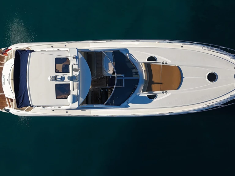 Rent a Sunseeker Portofino 53 Paris