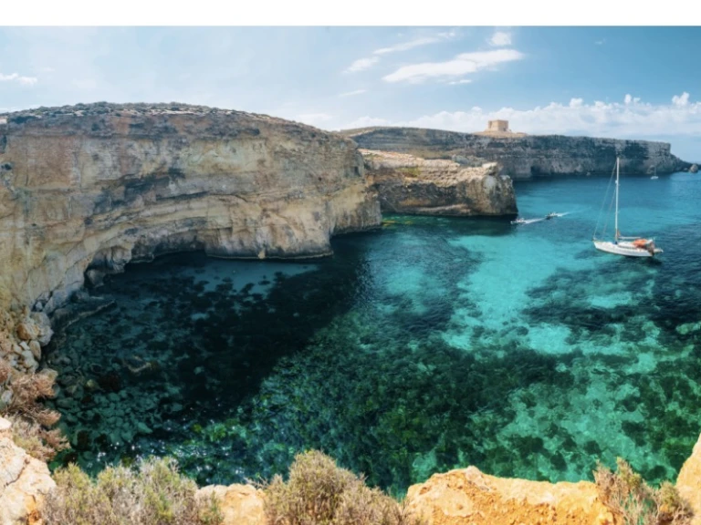 Boat rental Buccaneer Buccaneer 23 in Gozo on Samboat