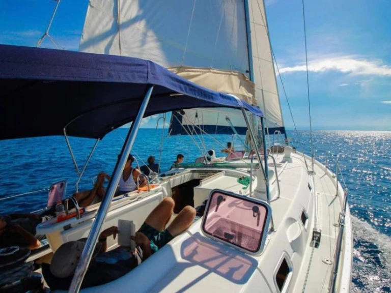 Sailboat rental in Cartagena - Bénéteau Oceanis 50