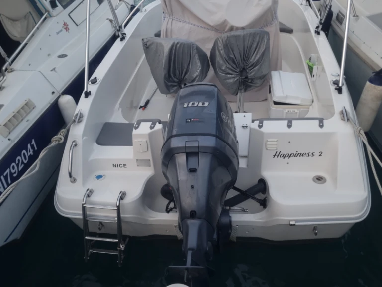 Boat rental Pacific Craft Pacific Craft 545 Open in Saint-Laurent-du-Var on Samboat
