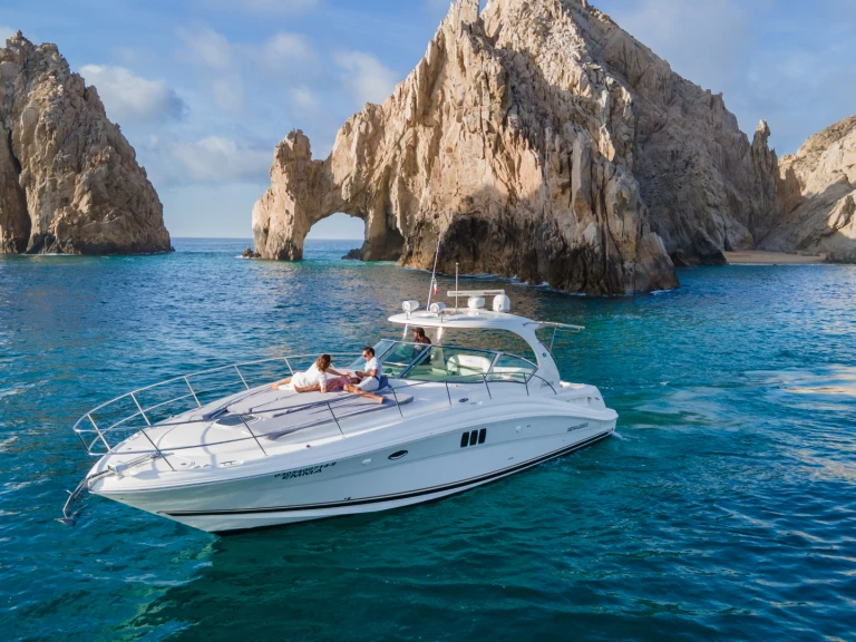 Yacht charter Cabo San Lucas cheap Sea Ray 450 Sundancer