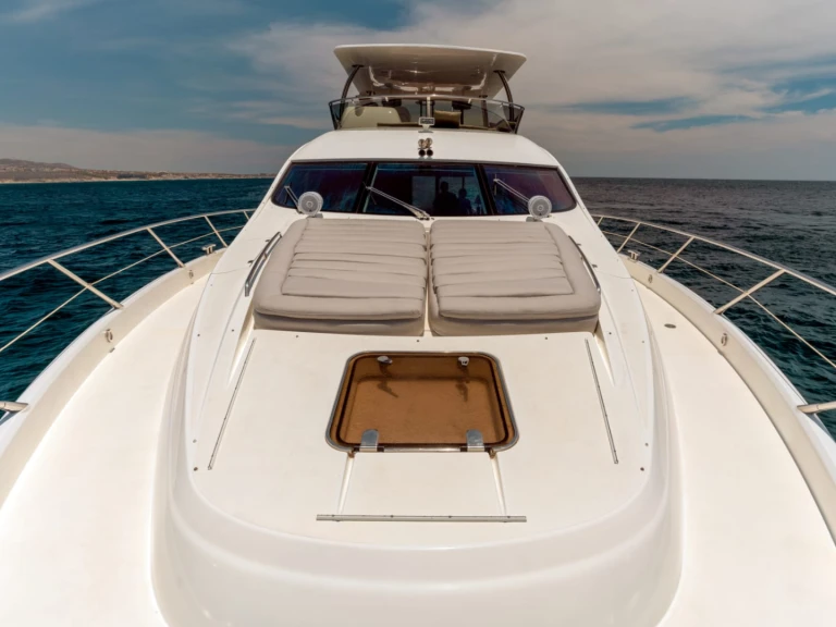 Bareboat Rental Luxury Yacht Sunseeker with a boat licence