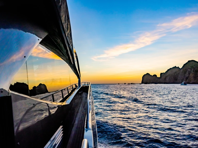 Luxury Yacht for rent Cabo San Lucas at the best price
