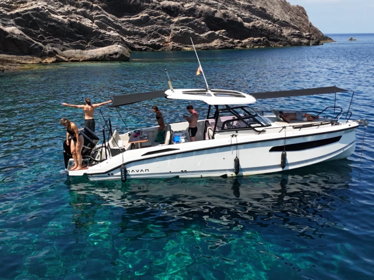 Motorboat for rent Santa Eulària des Riu at the best price