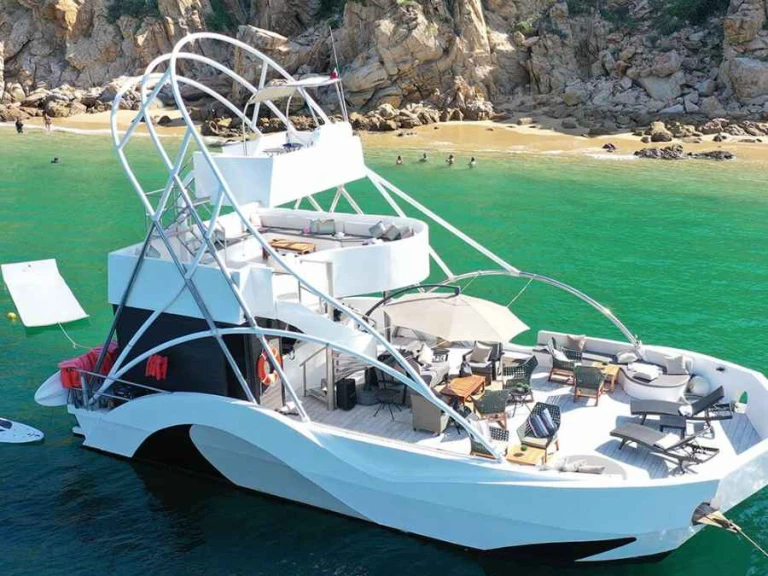 Motorboat for rent Cabo San Lucas at the best price