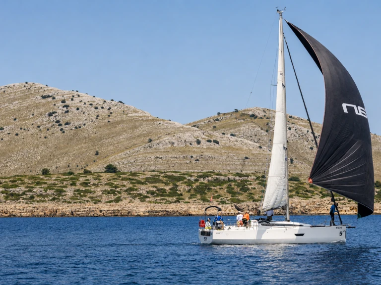 Sailboat rental in Betina - Elan E4