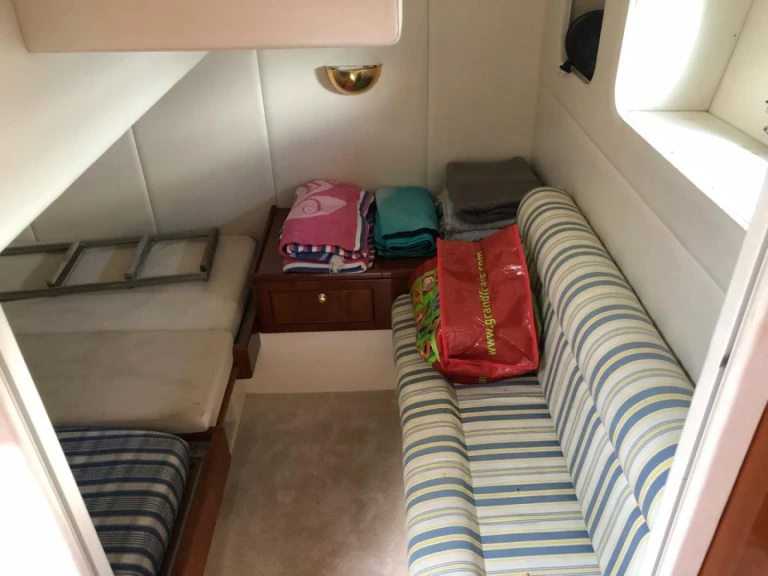 Luxury Yacht for rent Marseille at the best price