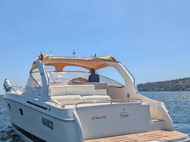 Boat rental Baia 43/0 in Naples on Samboat