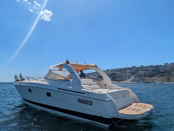 Luxury Yacht rental with or without captain Baia Naples