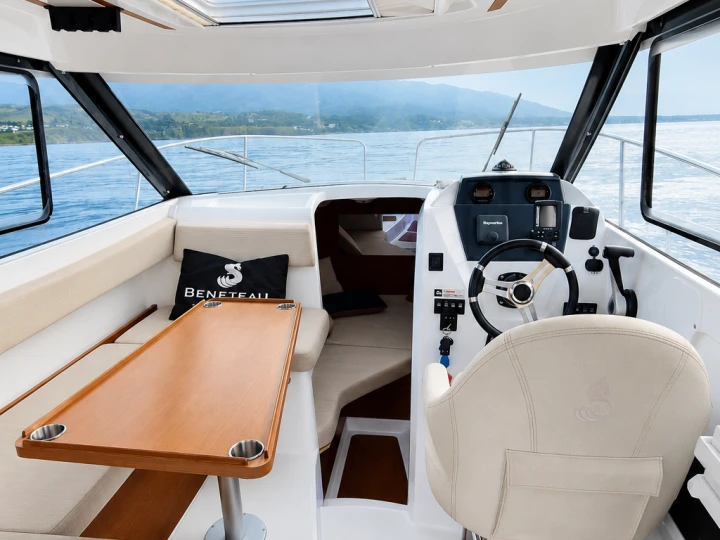 Boat rental Bénéteau Antares 780 HB in Saint-Cyprien on Samboat