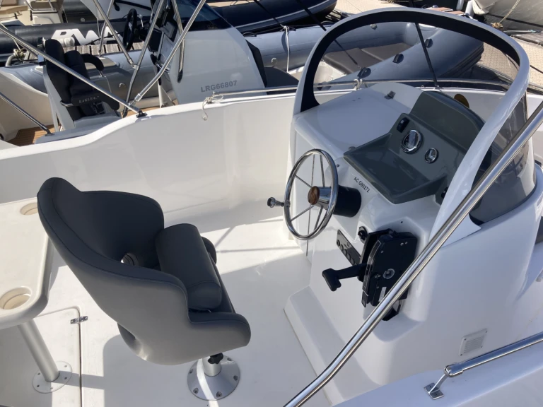 Nireus 53 Escape charter bareboat or captained in  Sanguinet