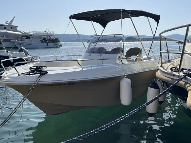 Boat rental Atlantic Atlantic Marine 530 in Biograd na Moru on Samboat