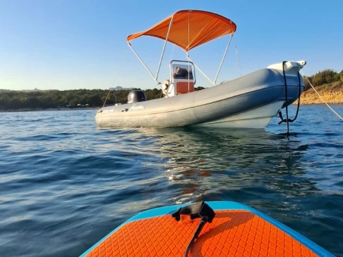 Bareboat Rental RIB Panama with a boat licence