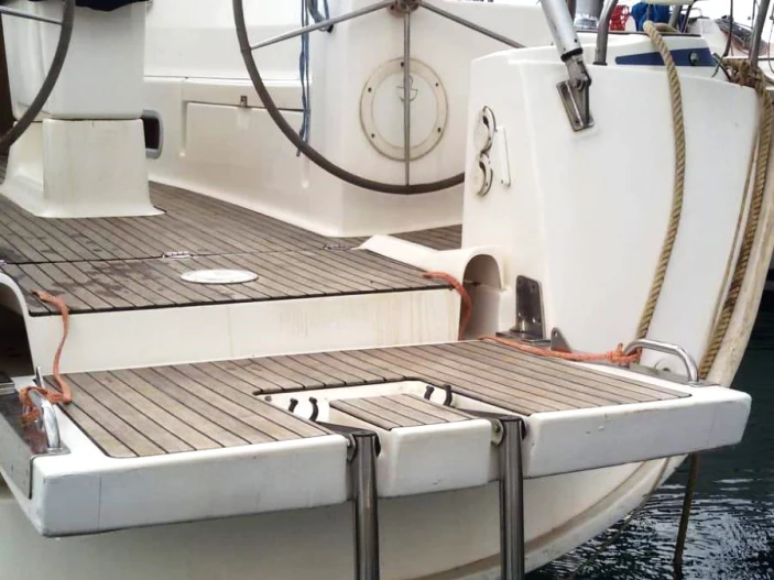 Sailboat rental in Porto Ercole - Bavaria Bavaria 40 Cruiser