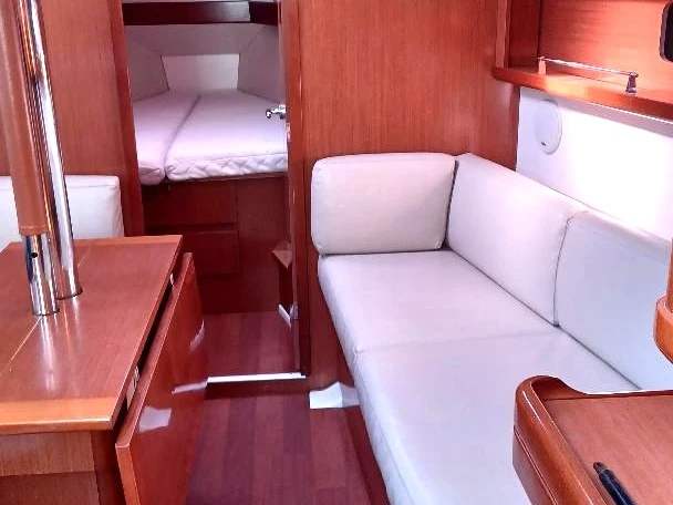 Sailboat rental with or without captain Bénéteau Porto Ercole