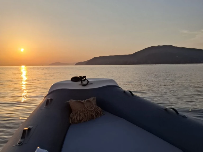 Yacht charter Deiva Marina cheap Nautica Led 540 GS