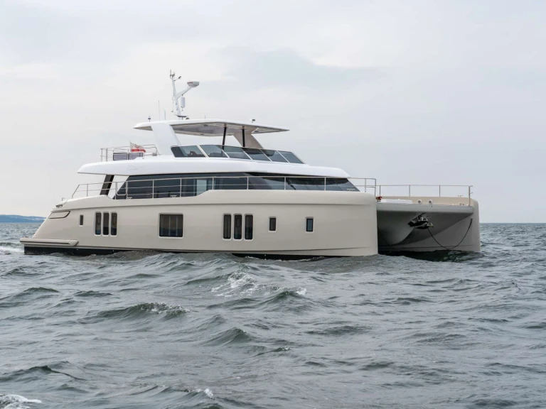 Luxury Yacht for rent Olbia at the best price