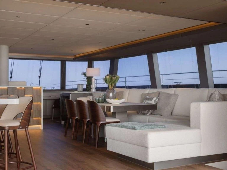 Luxury Yacht rental in La Seyne-sur-Mer - Sunreef FELICITA