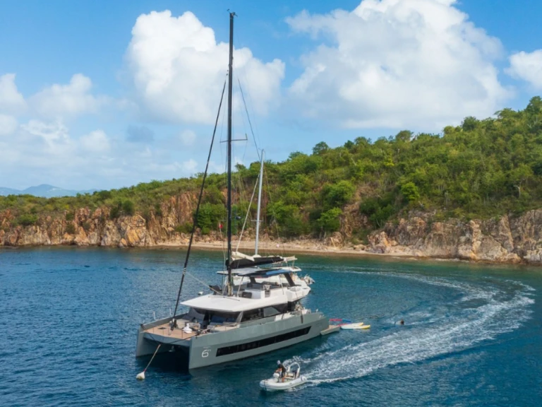 Bareboat Rental Luxury Yacht Moon Yacht with a boat licence