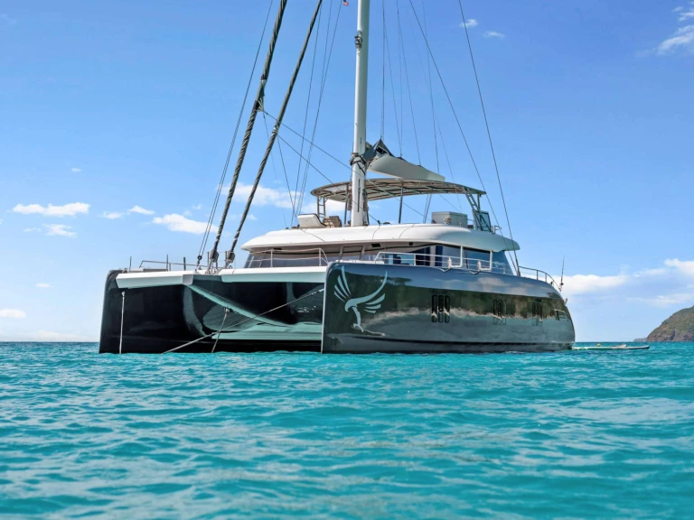 Luxury Yacht rental in Road Town - Sunreef GYRFALCON