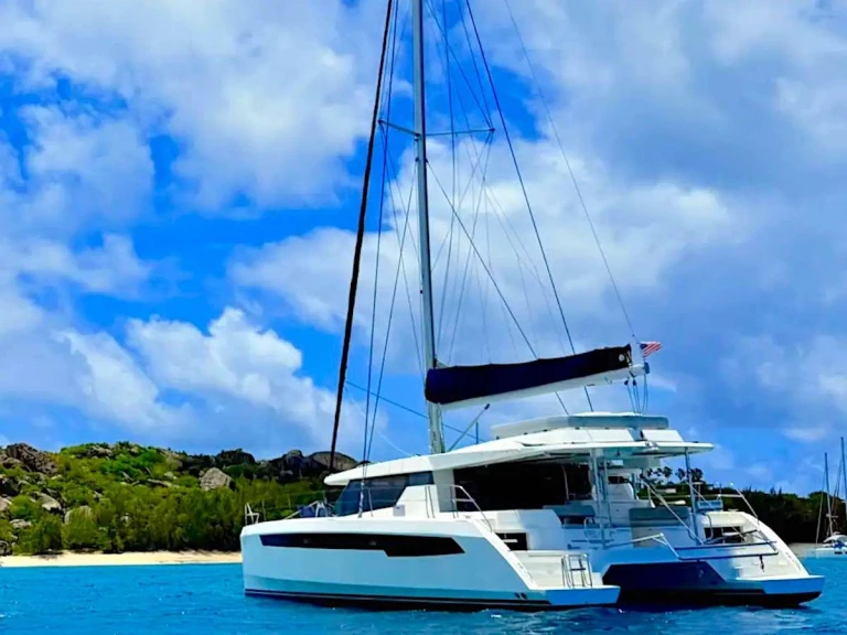 Luxury Yacht rental in Tortola - Leopard RESILIENCE