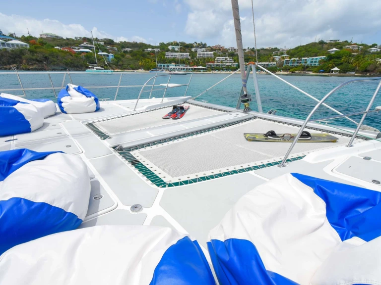 Bareboat Rental Luxury Yacht Royal Cape with a boat licence